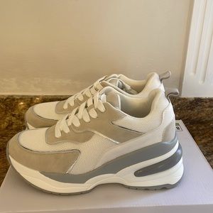 CALL IT SPRING Fashion Sneaker (Women) size 10 New